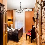 Vicini Dawniej Oberza Aparthotel