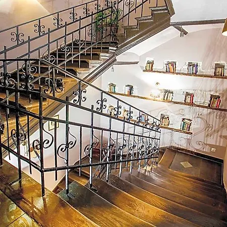 Hotel apartamentowy Oberża 4*