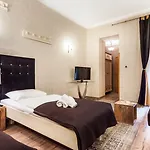 Vicini Dawniej Oberza Ξενοδοχείο με διαμερίσματα 4*